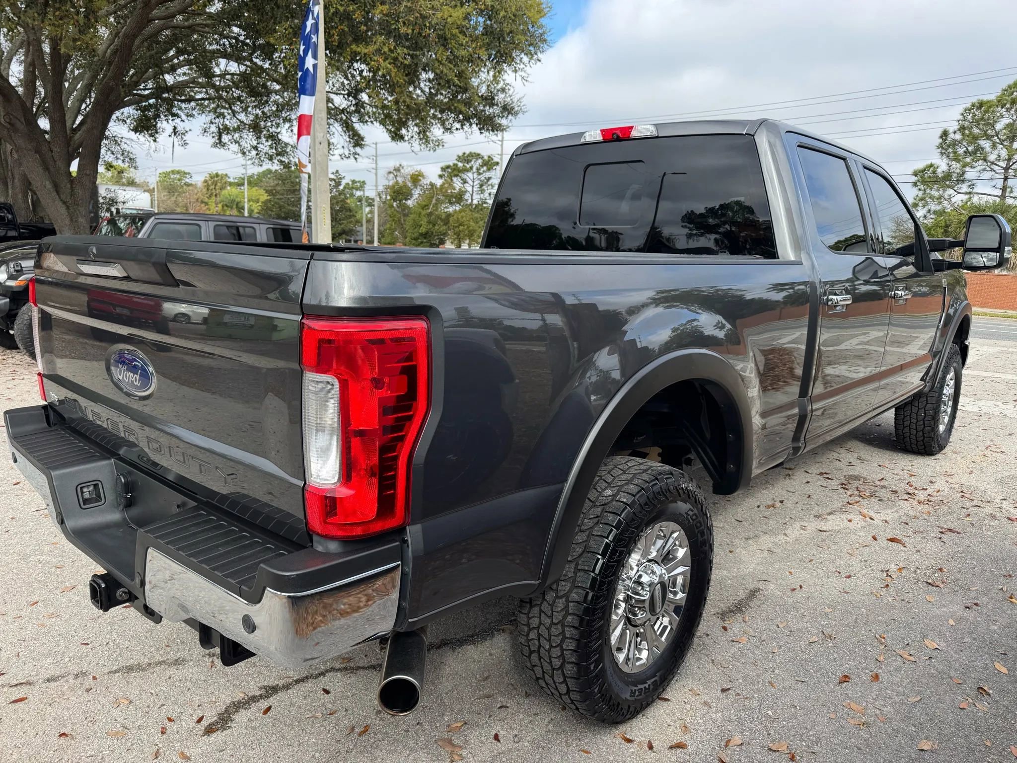 Used 2018 Ford F250 XLT w/ XLT Premium Package image 6