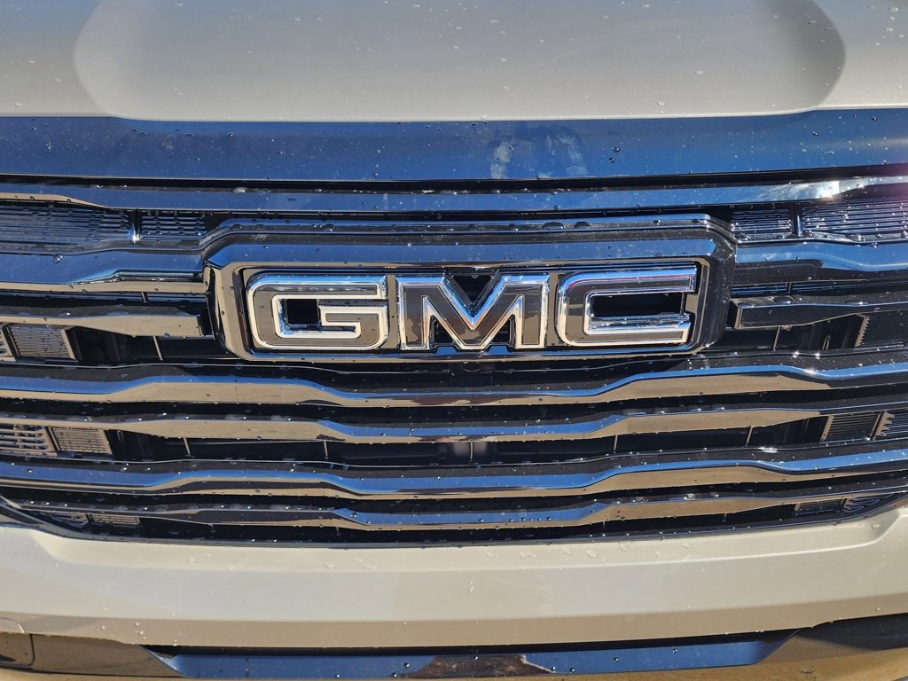 New 2026 GMC Terrain Elevation w/ Black Edition image 10