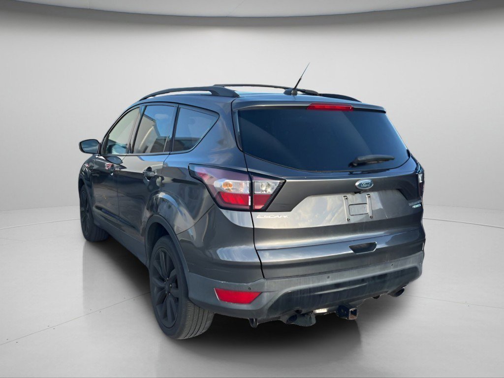 Used 2017 Ford Escape Titanium image 10