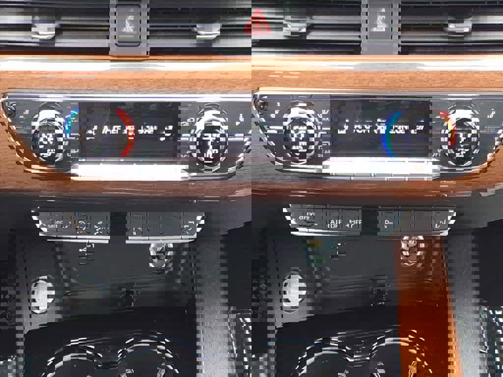 Used 2021 Audi A4 2.0T Premium w/ Convenience Package image 12