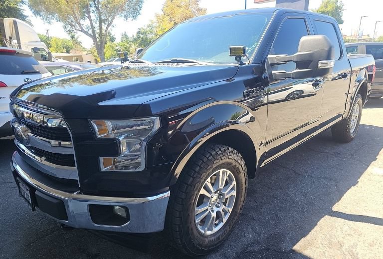 Used 2017 Ford F150 Lariat w/ Equipment Group 501A Mid AWD/4WD image 1