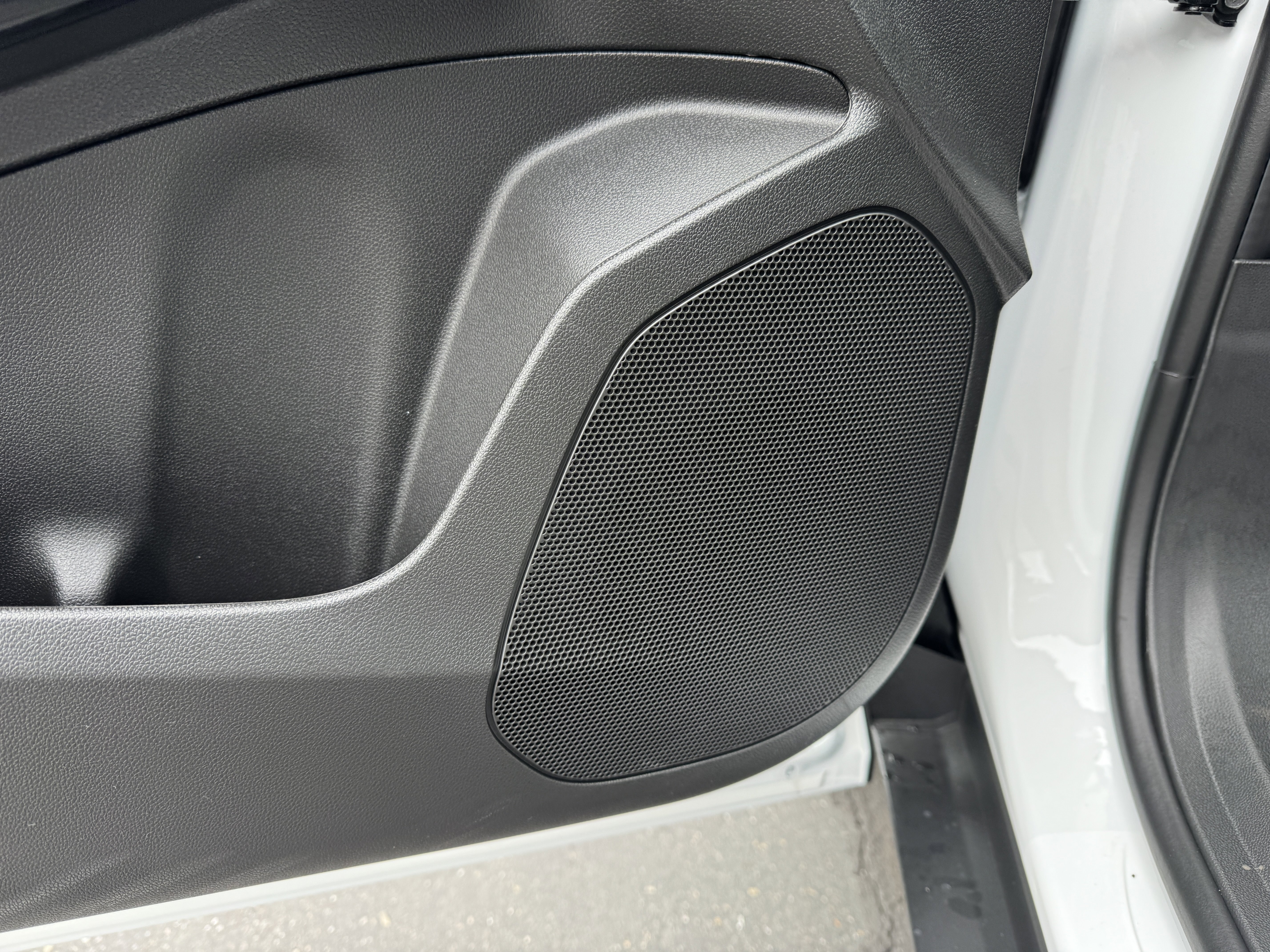 New 2026 Chevrolet Trax LT w/ Driver Confidence Package image 12