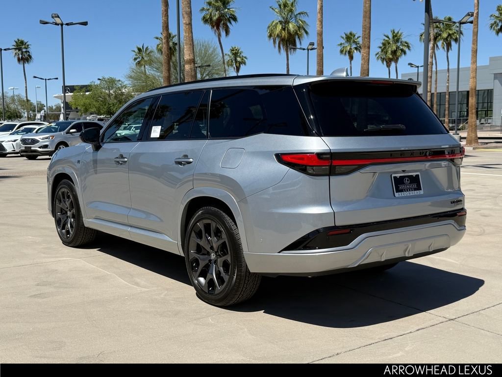 New 2026 Lexus TX 500h AWD image 4