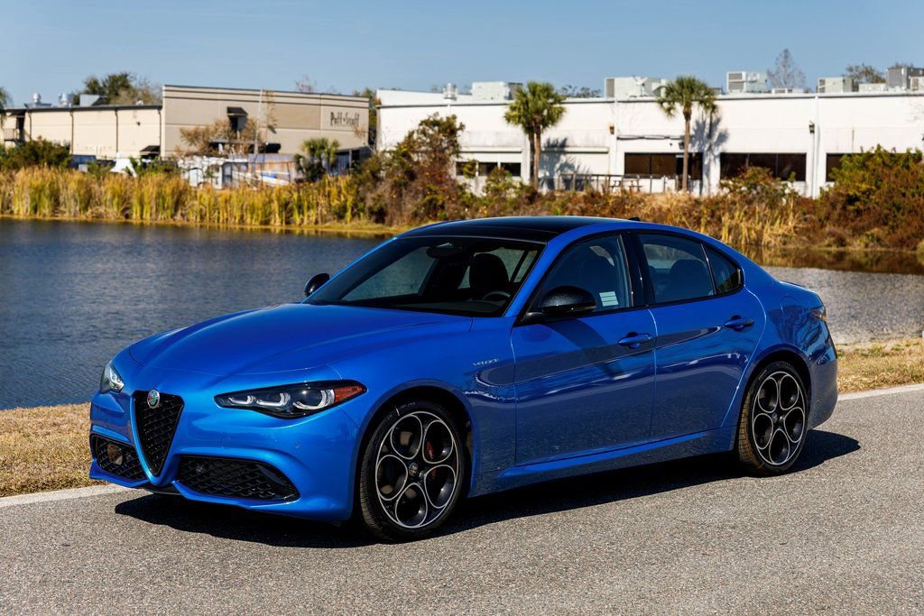 New 2026 Alfa Romeo Giulia w/ Driving Assist Package RWD image 7