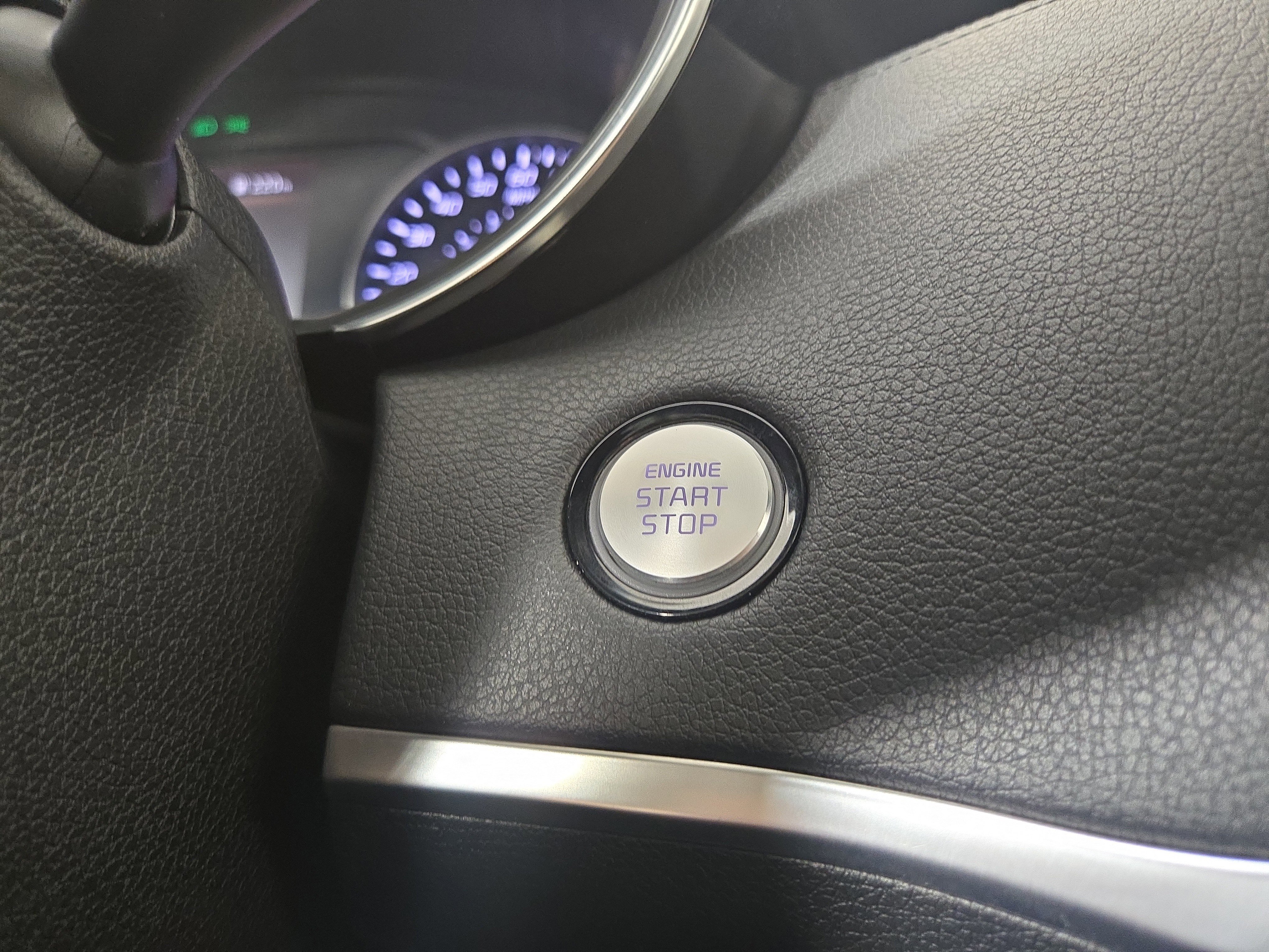 Used 2023 Kia Stinger GT-Line w/ Sun & Sound Package image 27