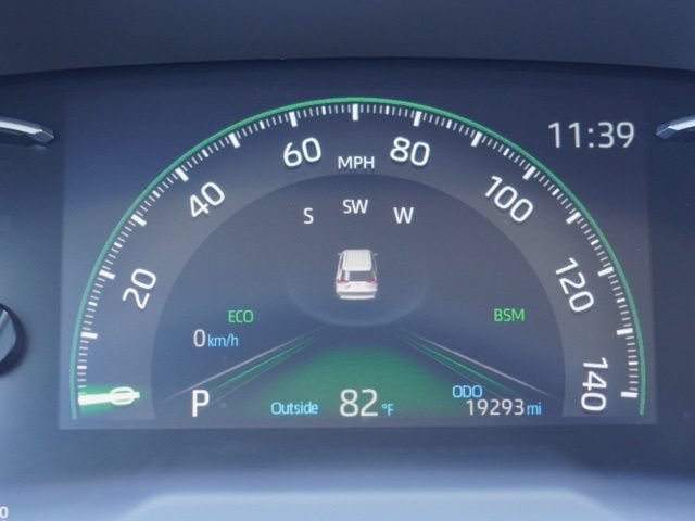 Certified 2024 Toyota RAV4 XLE AWD/4WD image 42