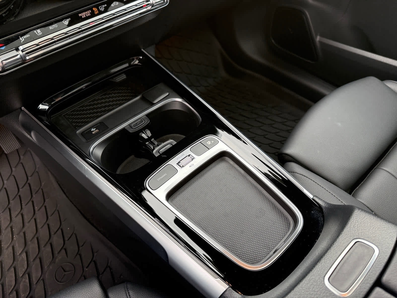 Certified 2024 Mercedes-Benz GLB 250 image 20