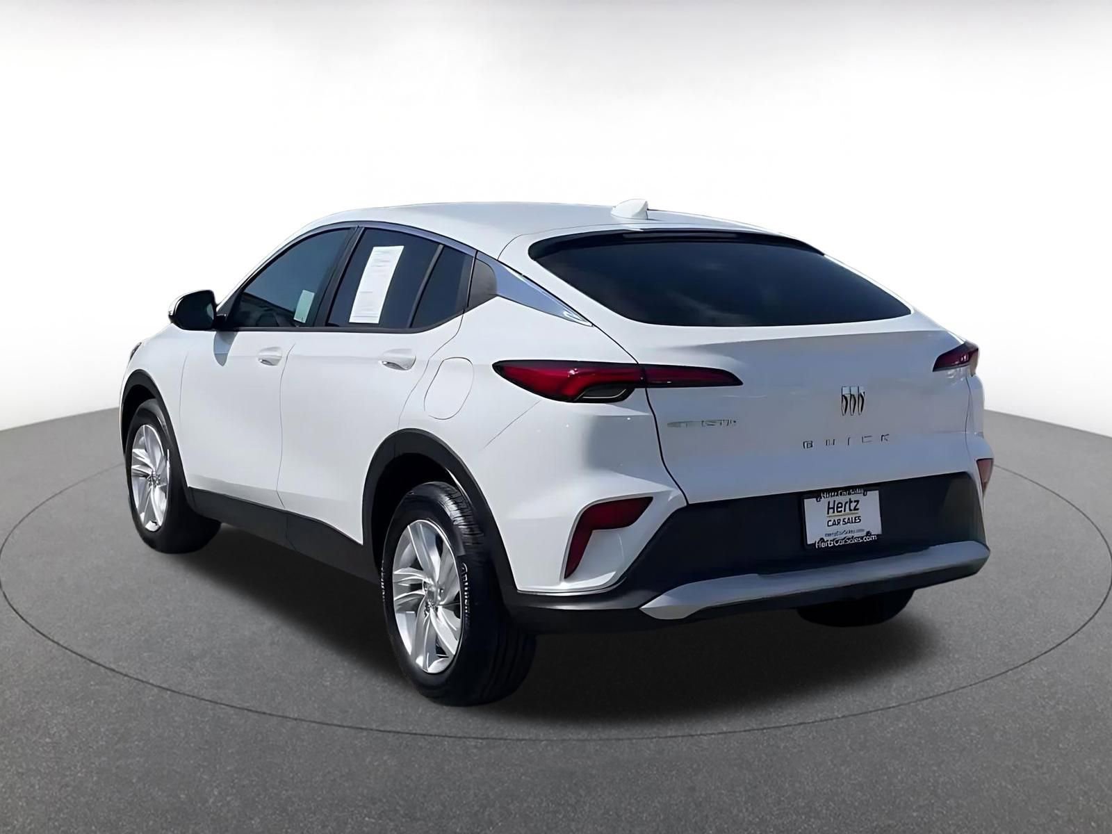 Used 2025 Buick Envista Preferred image 11