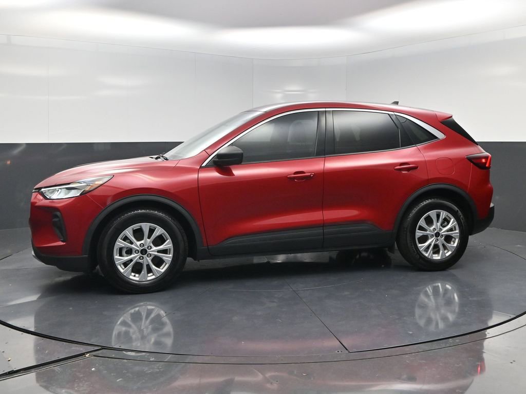 Used 2023 Ford Escape Active FWD image 3