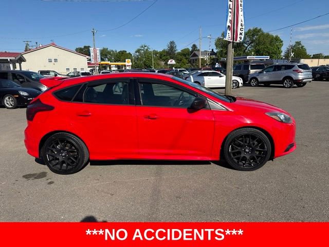 Used 2013 Ford Focus ST FWD image 2