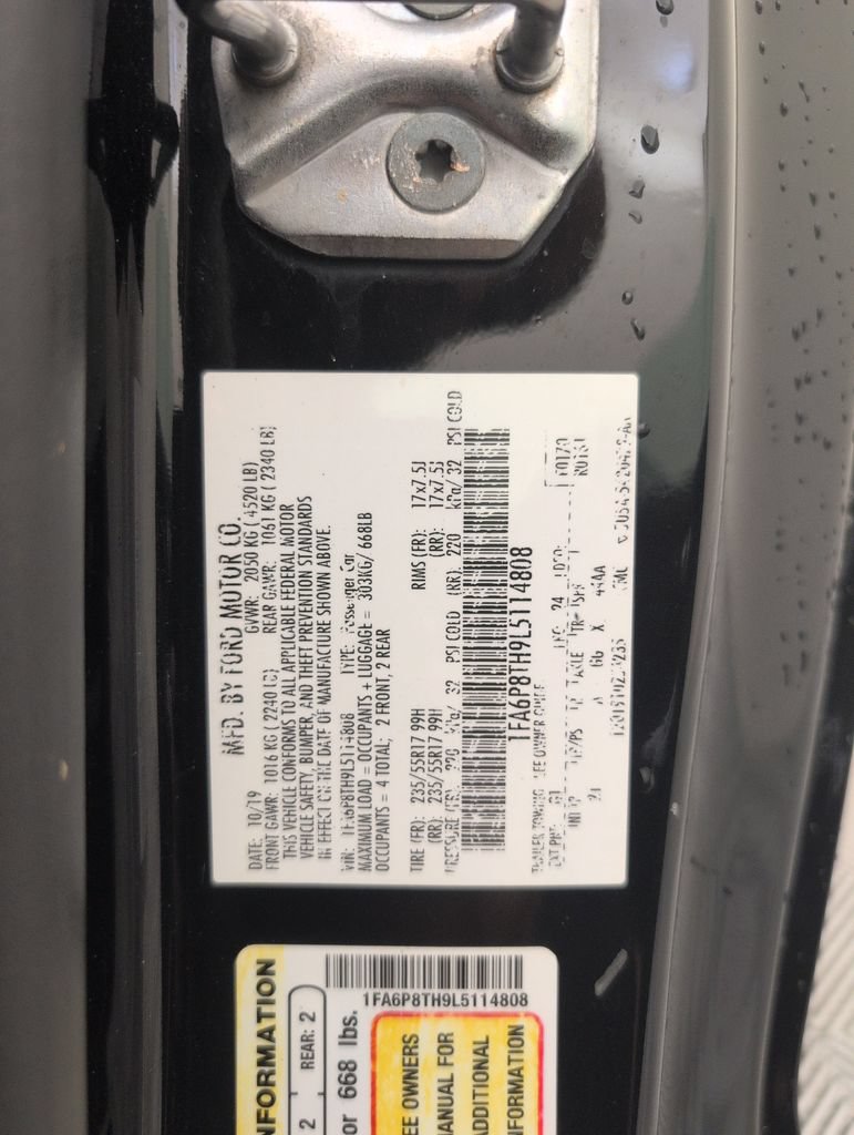 Used 2020 Ford Mustang Coupe RWD image 36