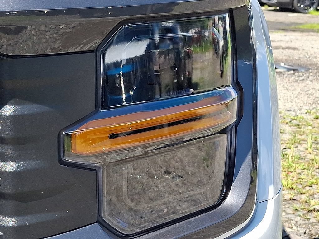 Used 2024 Ford F150 STX AWD/4WD image 9