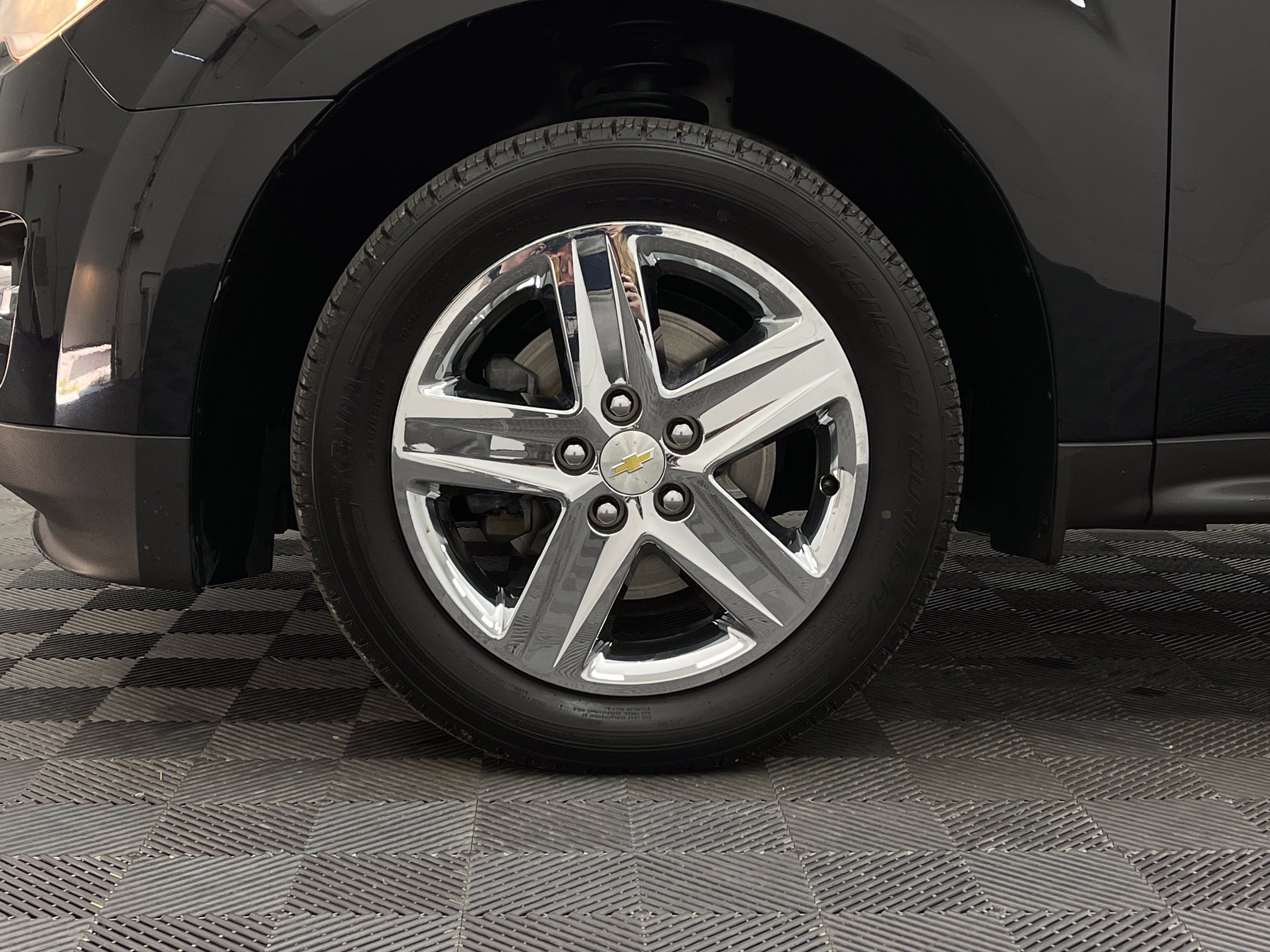Used 2015 Chevrolet Equinox LTZ FWD image 15