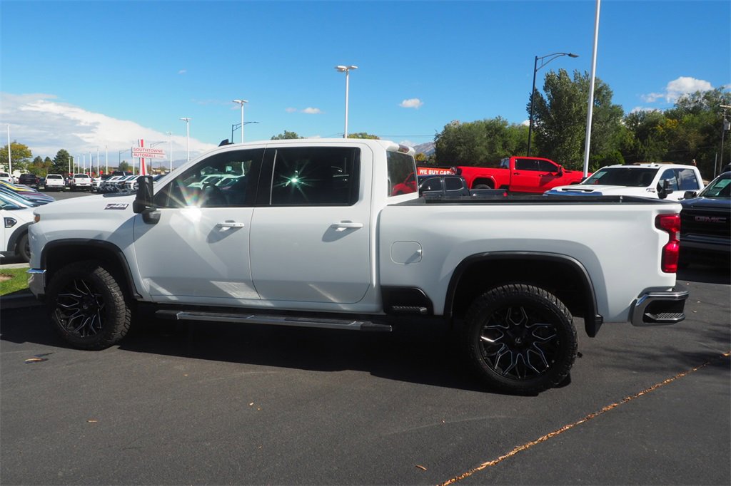 Used 2024 Chevrolet Silverado 2500 LT image 8