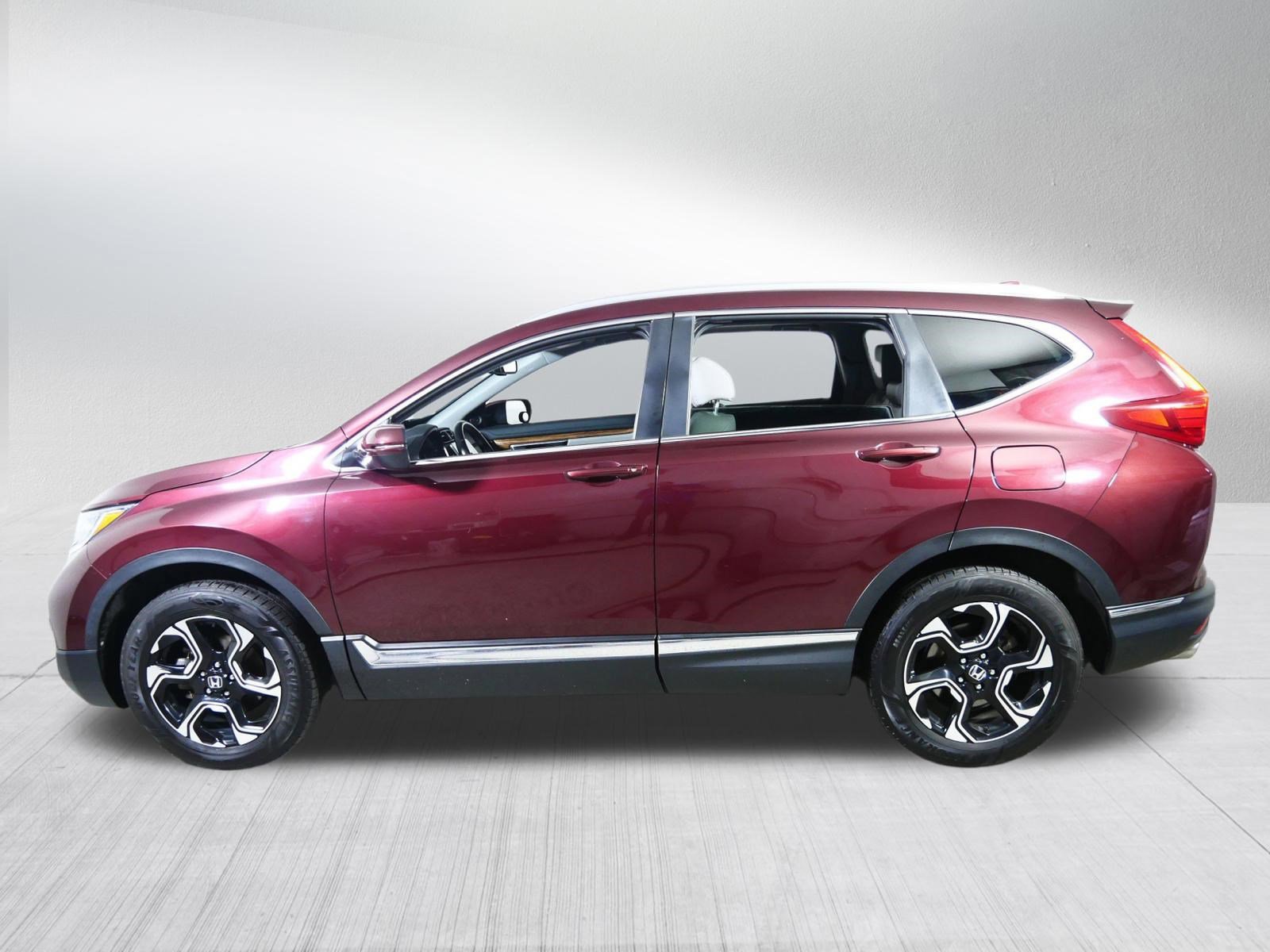 Used 2017 Honda CR-V Touring image 4