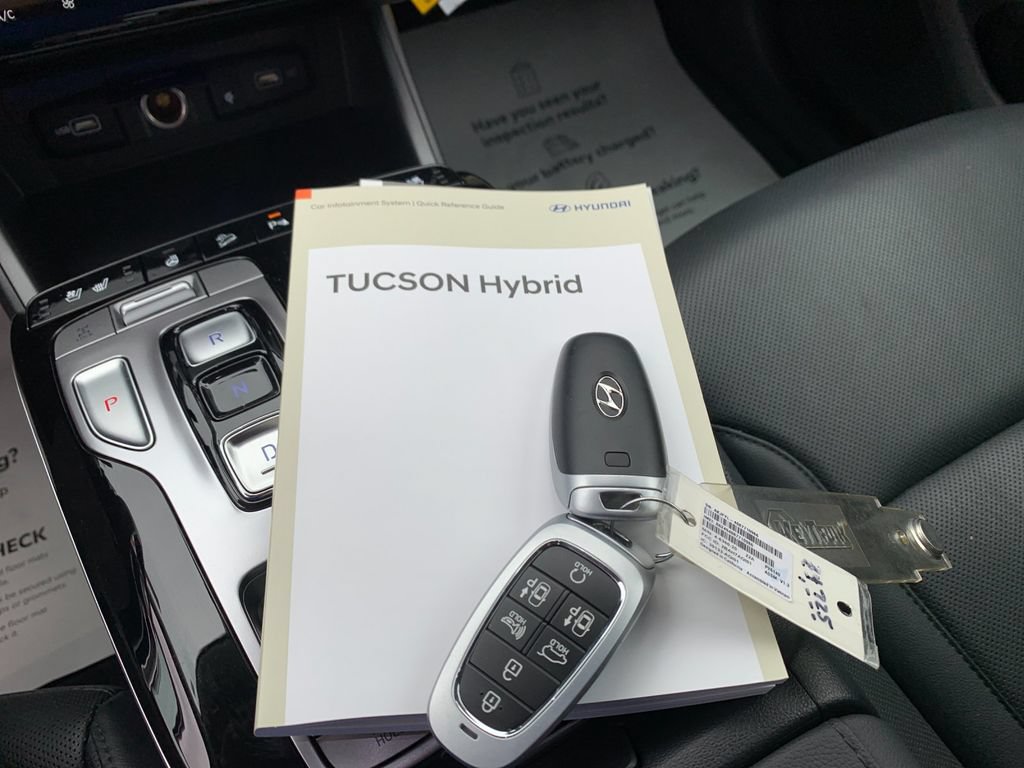 Used 2024 Hyundai Tucson Limited AWD/4WD image 9