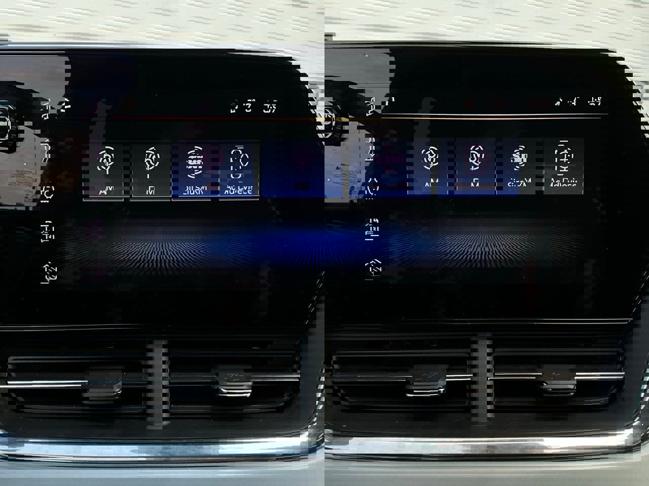 Used 2025 Chevrolet Trax LT image 29