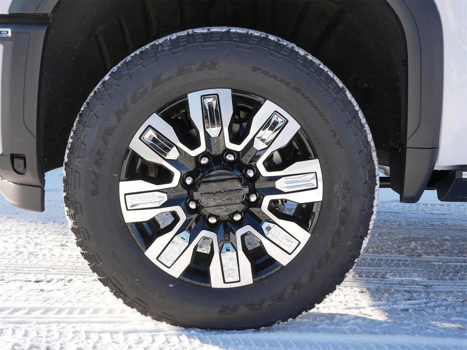 New 2026 GMC Sierra 3500 Denali w/ Denali Reserve Package image 3