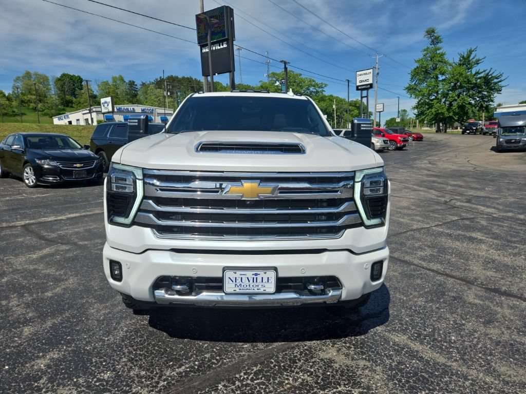 Certified 2025 Chevrolet Silverado 2500 High Country w/ High Country Premium Package AWD/4WD image 8