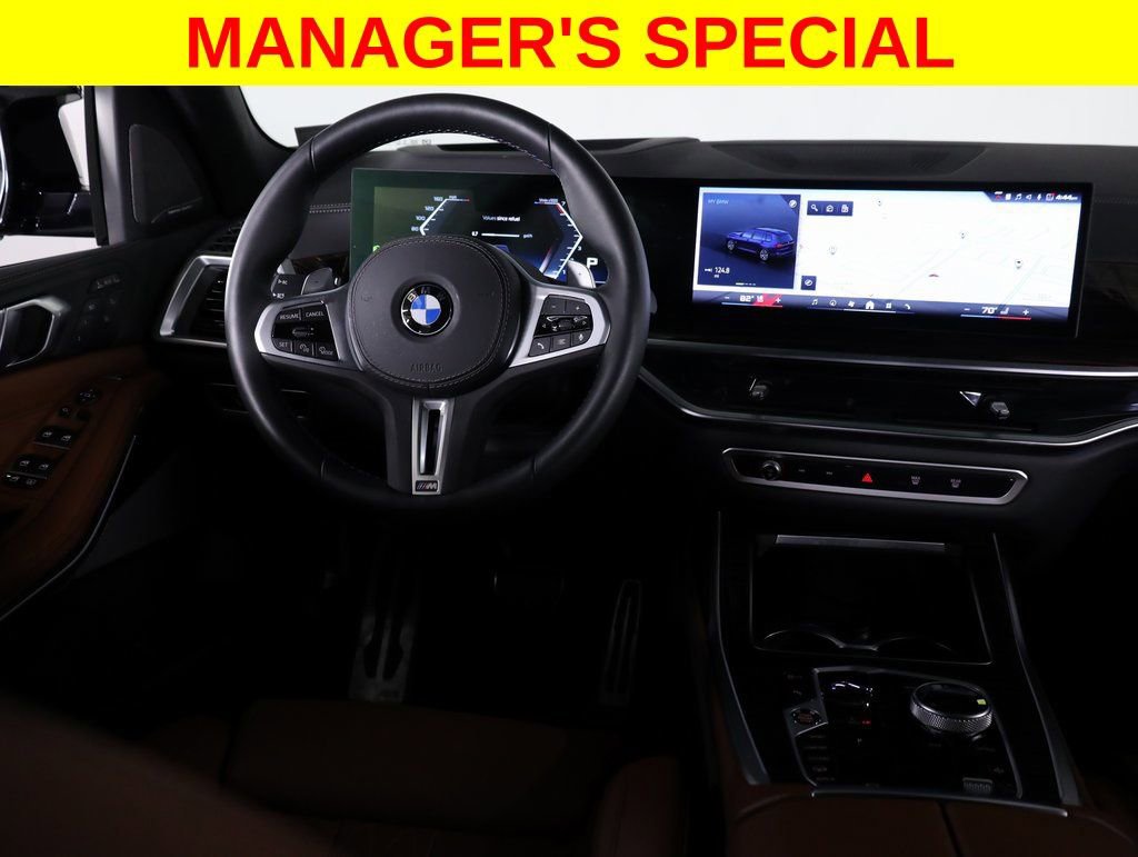 Used 2026 BMW X7 M60i image 40