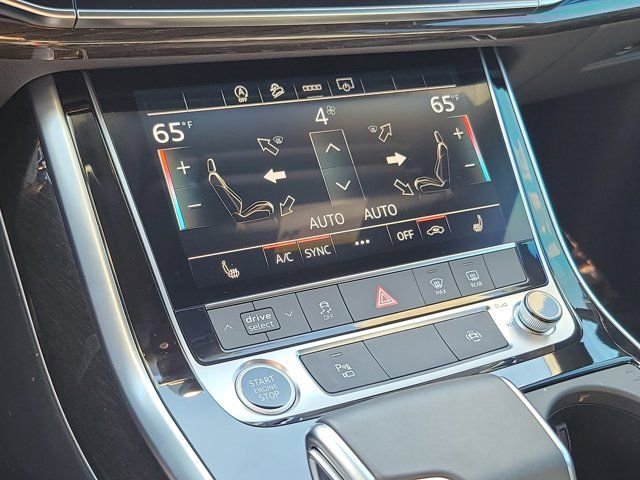 Certified 2025 Audi Q7 2.0T Premium w/ Convenience Plus Package image 28