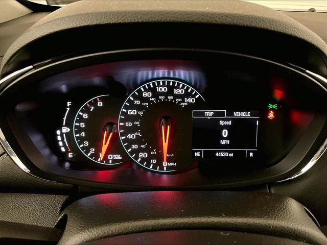 Used 2020 Chevrolet Trax LT w/ LT Convenience Package AWD/4WD image 19