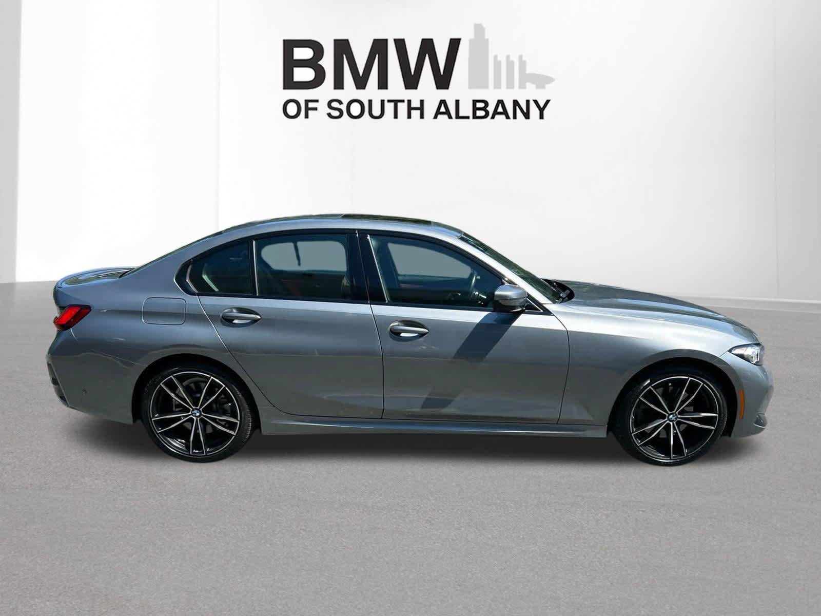 Used 2023 BMW 330i xDrive Sedan w/ M Sport Package AWD/4WD image 10