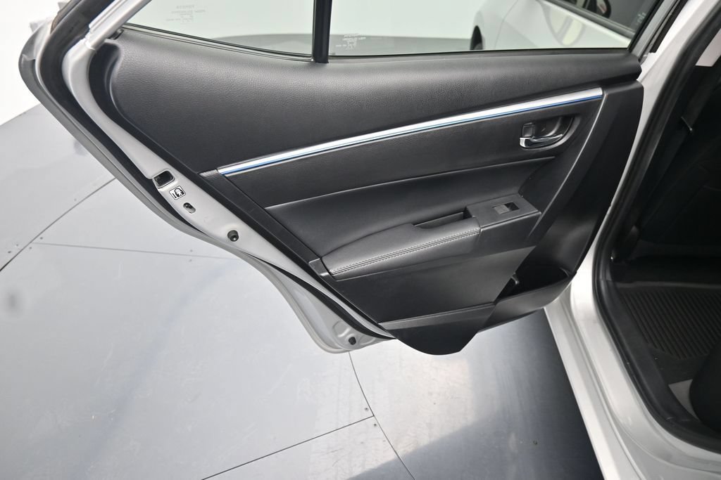 Used 2016 Toyota Corolla S FWD image 17