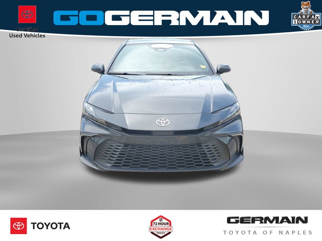 Used 2025 Toyota Camry SE w/ Convenience Package FWD image 3