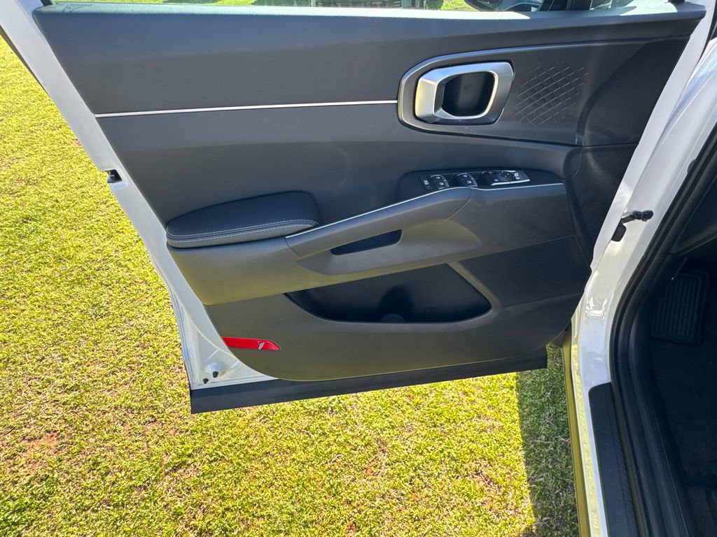 New 2026 Kia Sorento LX image 10