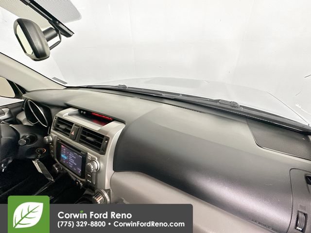 Used 2012 Toyota 4Runner Trail AWD/4WD image 28