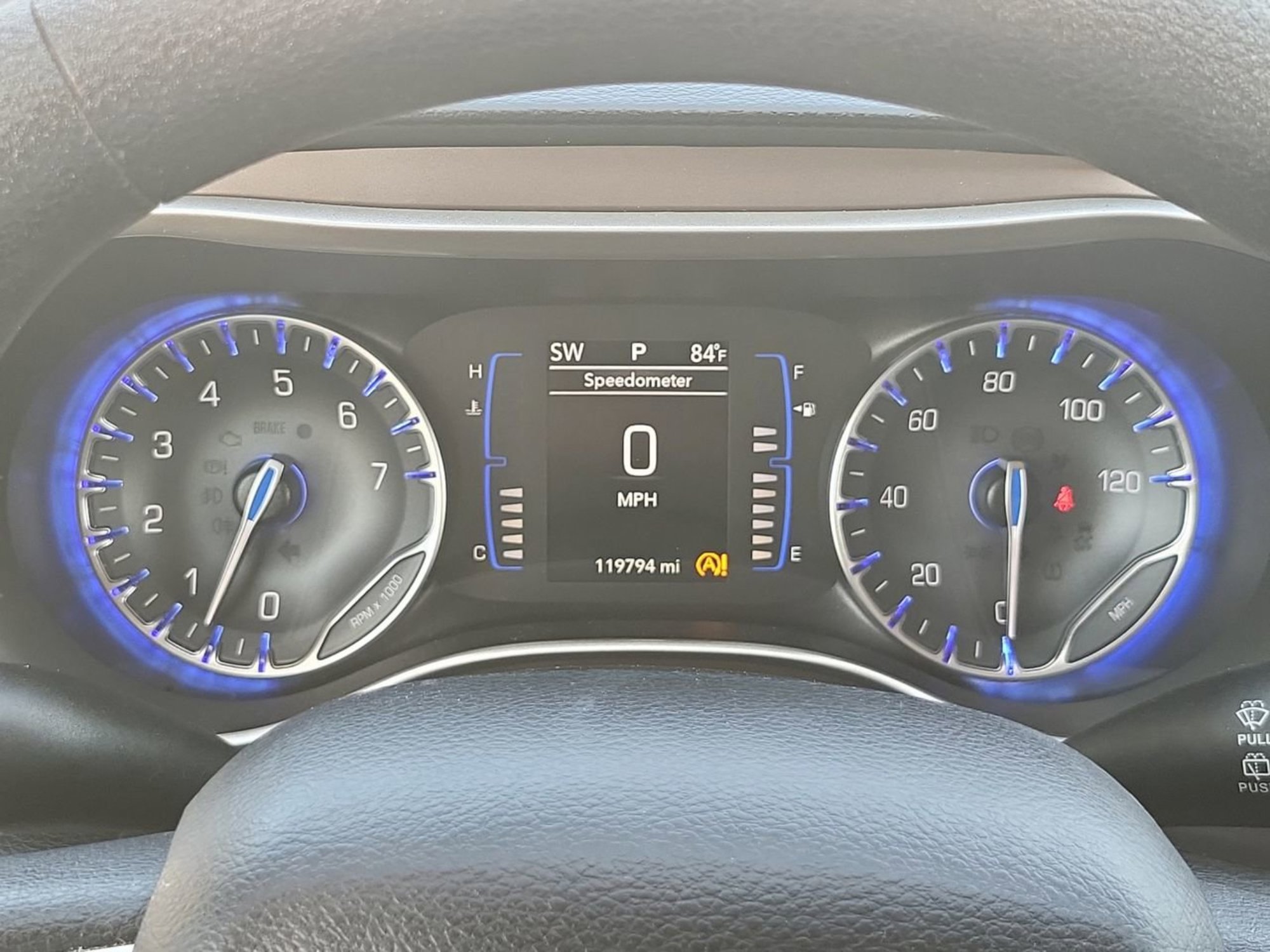 Used 2020 Chrysler Voyager Lxi image 19