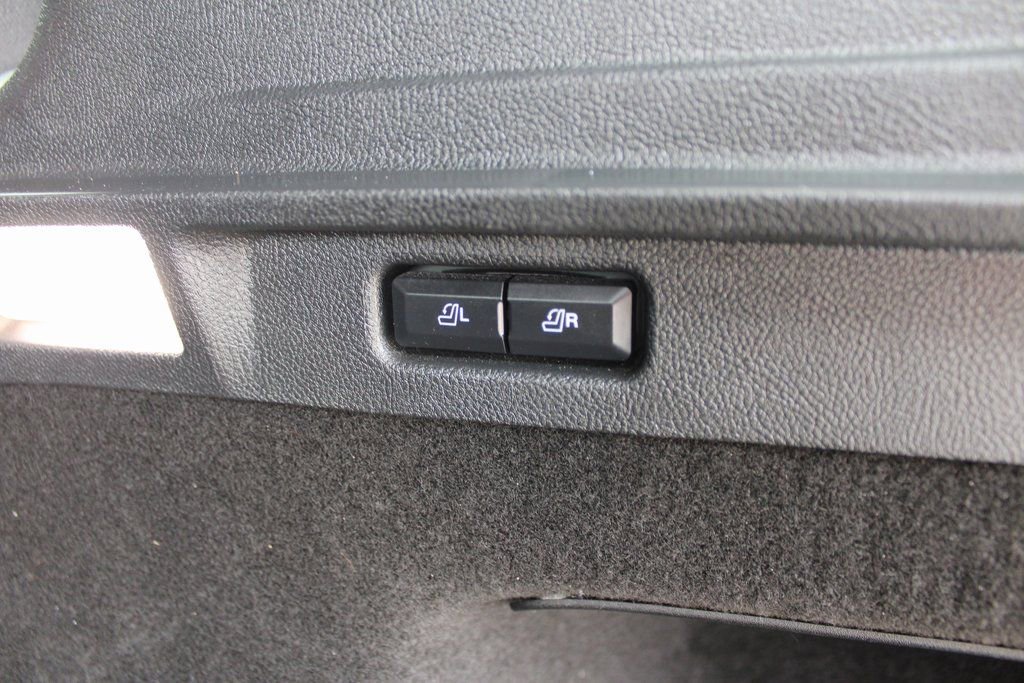 Used 2024 Lincoln Corsair Reserve w/ Equipment Group 201A image 19