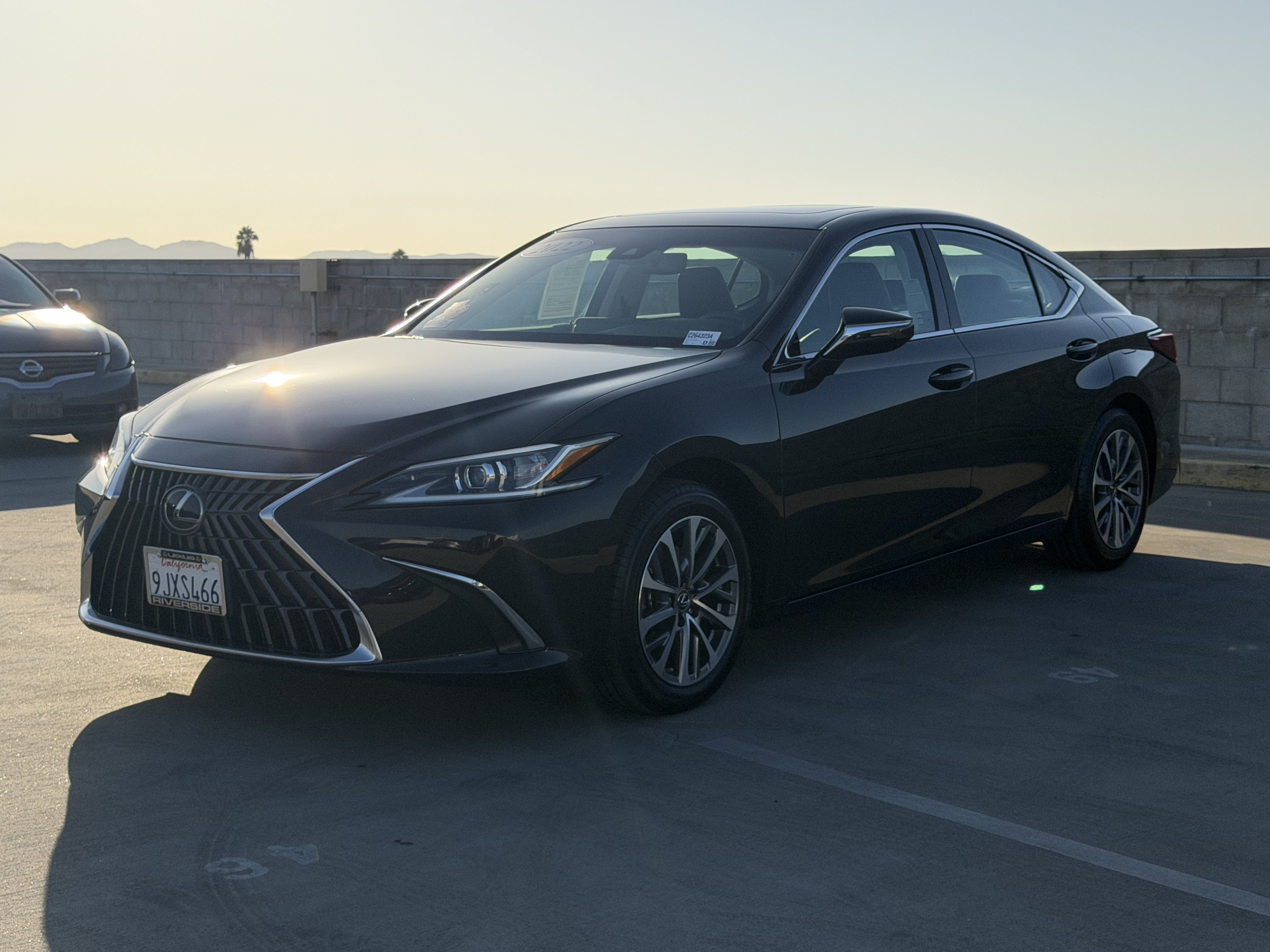 Certified 2024 Lexus ES 350 w/ Accessory Package (Z1) FWD image 5