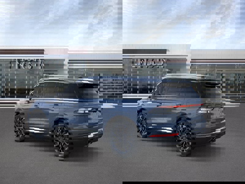 New 2026 Lincoln Aviator Reserve image 4