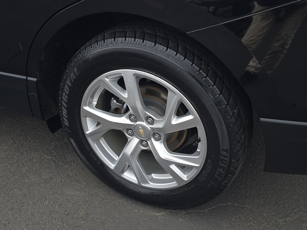 Used 2021 Chevrolet Equinox Premier w/ LPO, Cargo Package FWD image 12