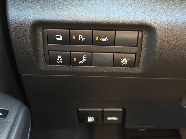 Certified 2025 Nissan Kicks Play S FWD image 25