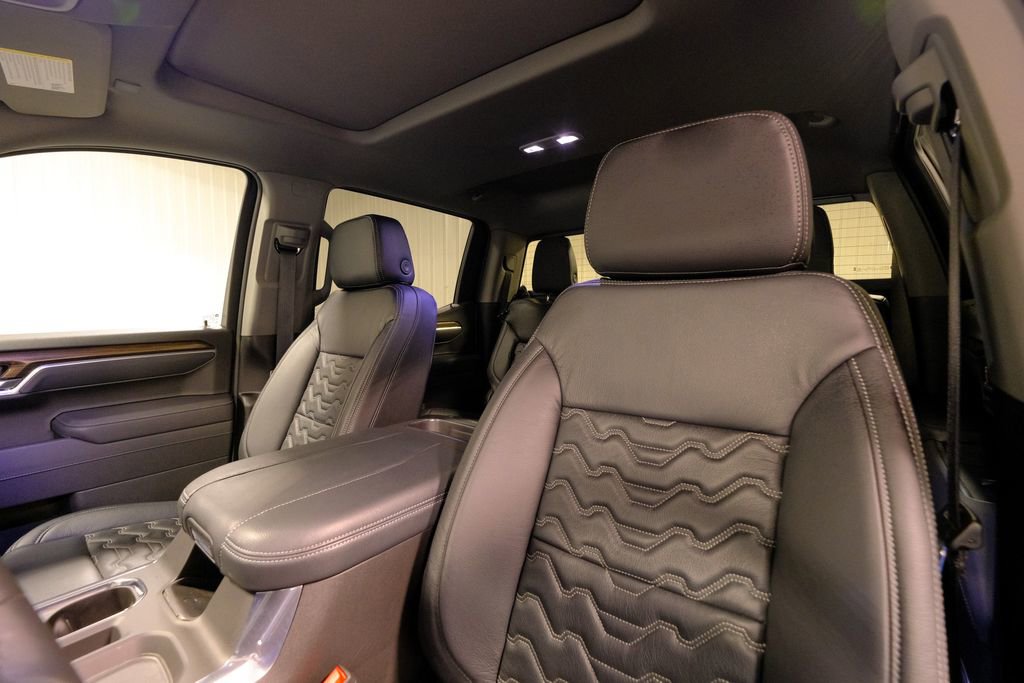 Used 2025 Chevrolet Silverado 1500 RST w/ Convenience Package II image 24