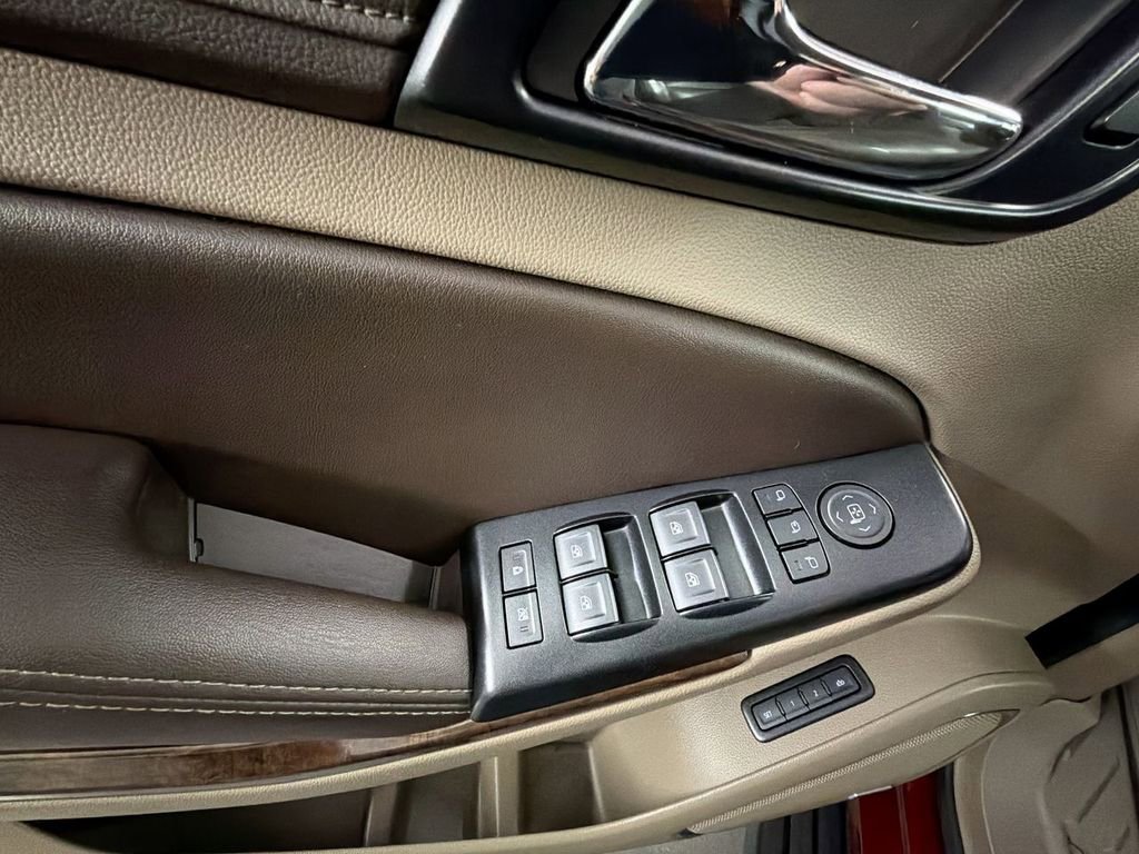 Used 2019 Chevrolet Tahoe LT w/ Luxury Package image 23
