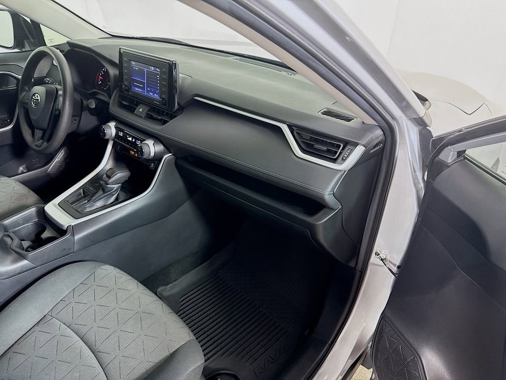Certified 2021 Toyota RAV4 XLE w/ Convenience Package FWD image 26