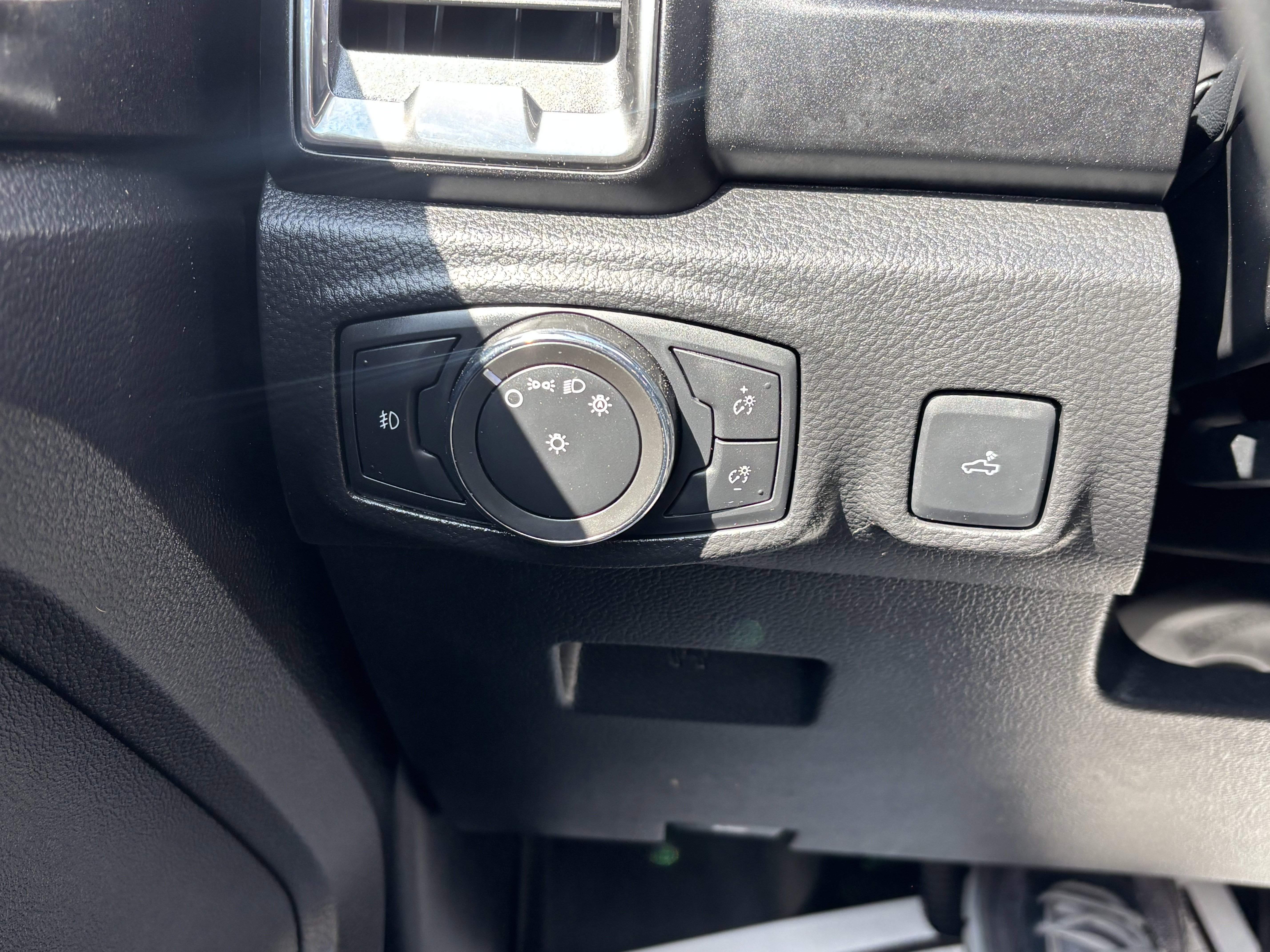 Certified 2023 Ford Ranger Lariat w/ Equipment Group 501A High image 39