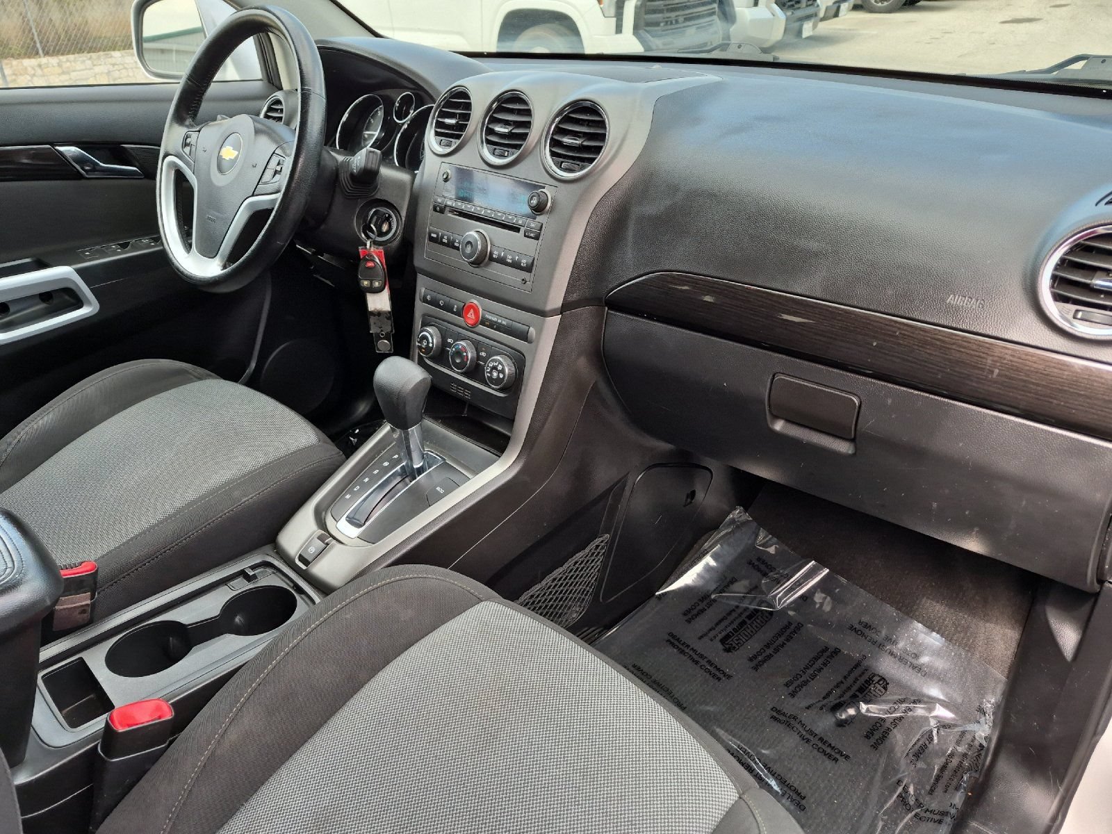 Used 2014 Chevrolet Captiva Sport LT FWD image 15