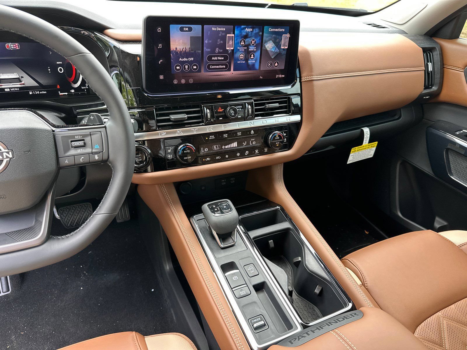 New 2026 Nissan Pathfinder Platinum FWD image 29