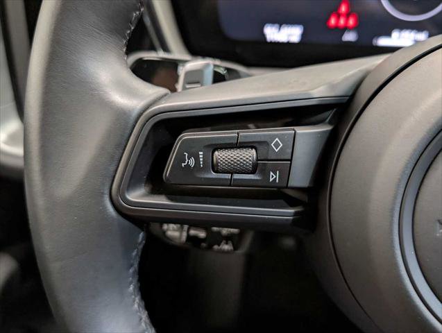 Used 2024 Porsche Cayenne Coupe image 34