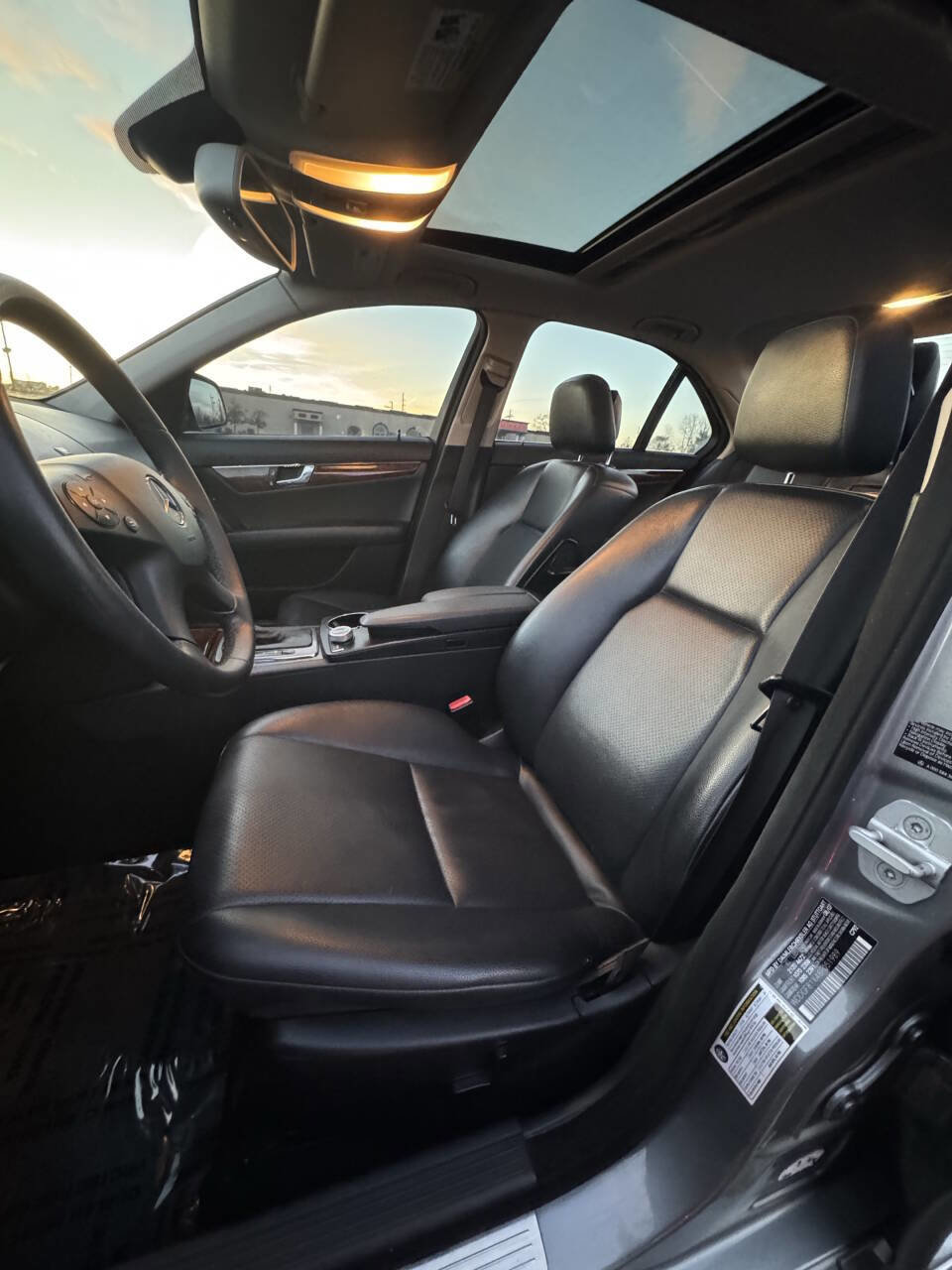 Used 2008 Mercedes-Benz C 300 4MATIC Sedan image 10