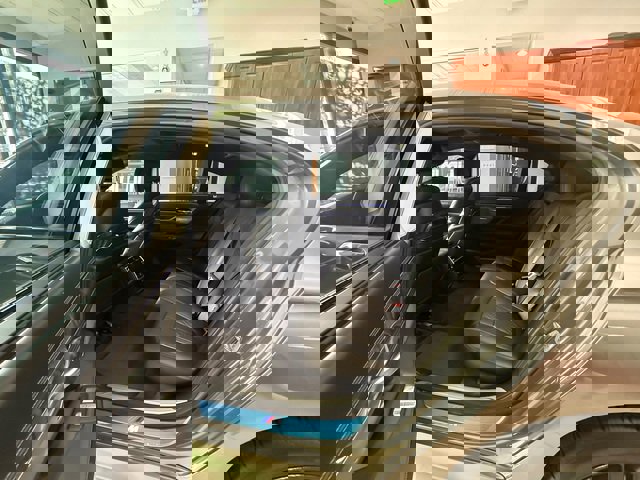 Used 2018 BMW 750i xDrive image 12