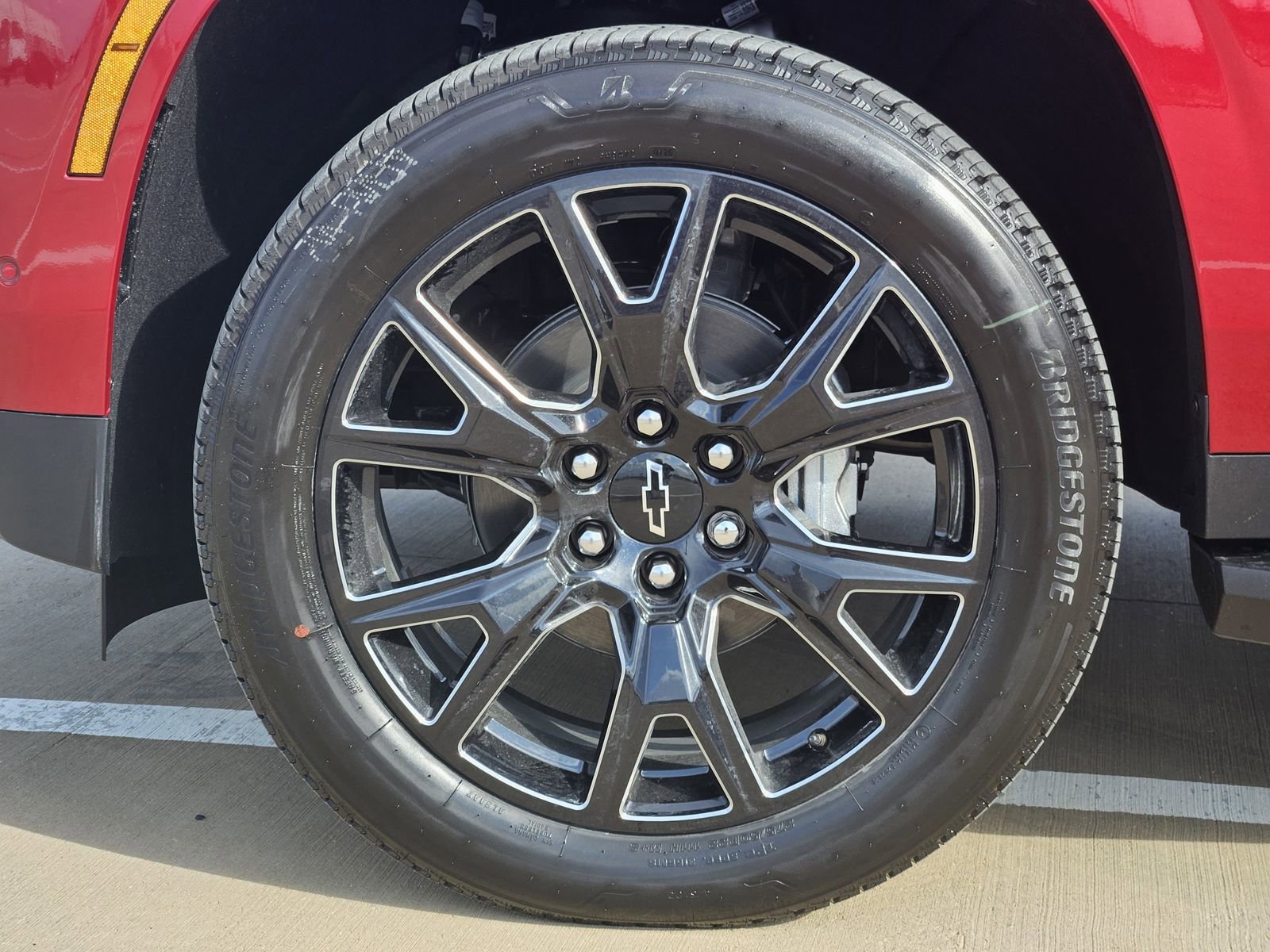 New 2026 Chevrolet Suburban LT w/ Comfort Package image 13