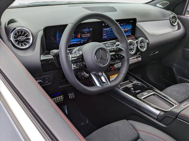 New 2025 Mercedes-Benz GLA 35 AMG 4MATIC image 3