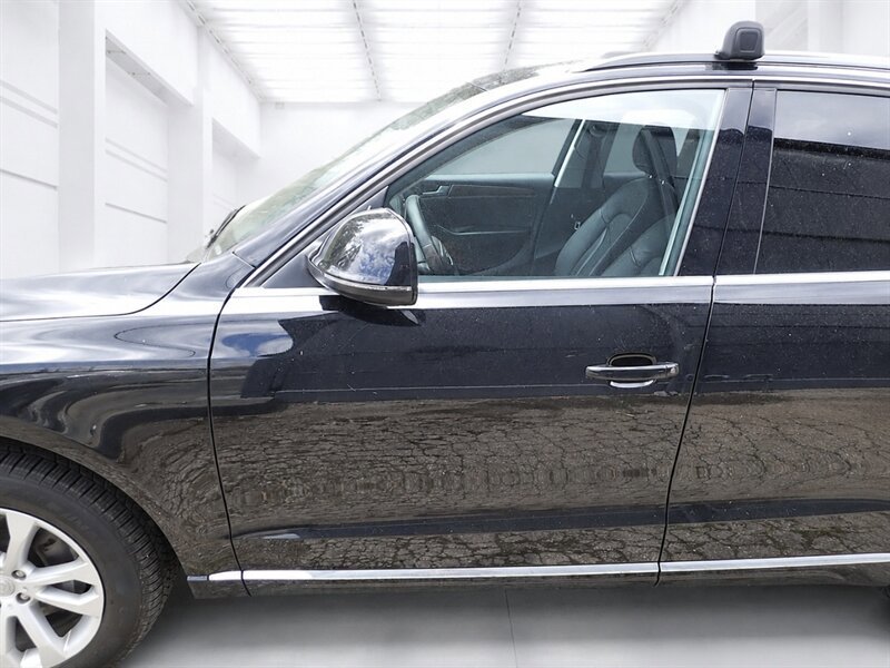 Used 2013 Audi Q5 2.0T Premium w/ Convenience Pkg AWD/4WD image 21