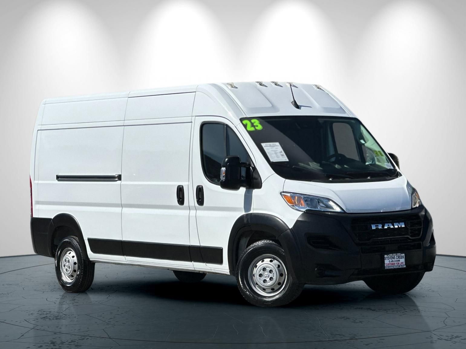 Used 2023 RAM ProMaster 2500 FWD image 2
